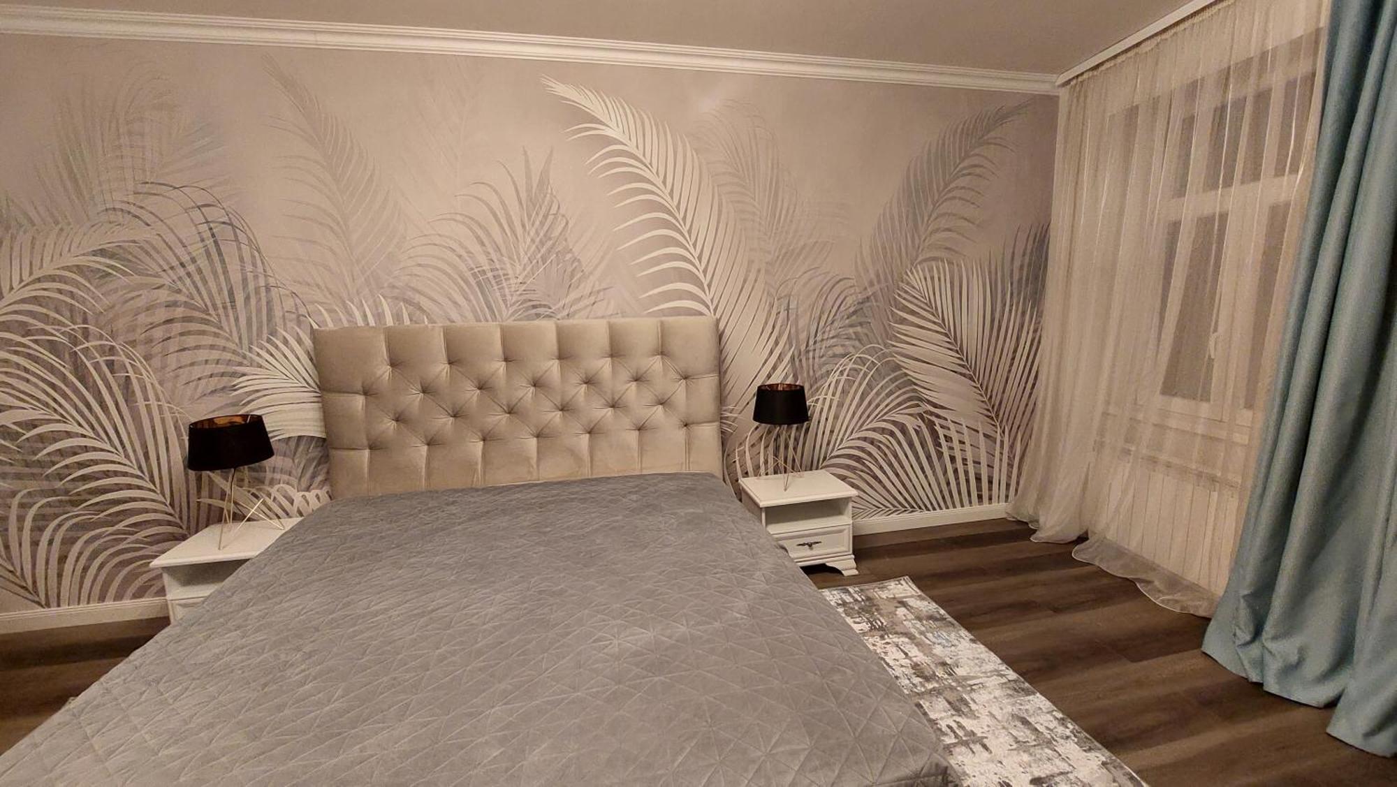Sunrise Tampa Residence บราชอฟ ภายนอก รูปภาพ